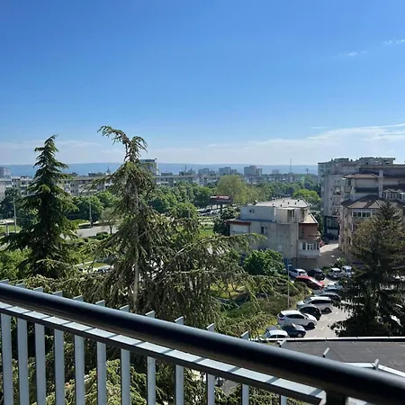 Apartment Viva Sea &